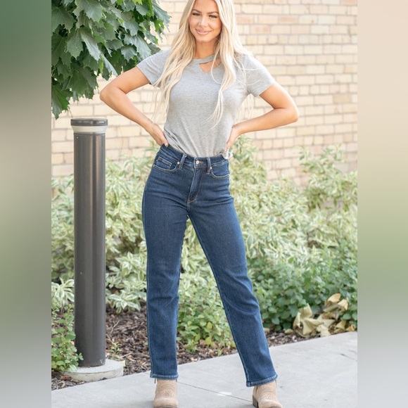 Judy Blue High Rise Tummy Control Top Straight Leg Jean 9/29 - Picture 1 of 7